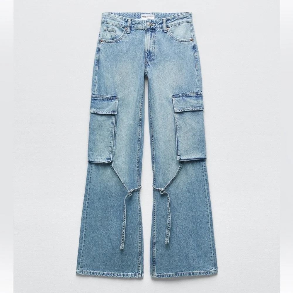 Zara Women Light Blue Wide Leg Cargo Jeans Utility Strap Denim 2 US 34 EU